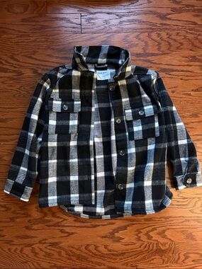 Old Navy Black & White Plaid Button-Up Kids Shirt